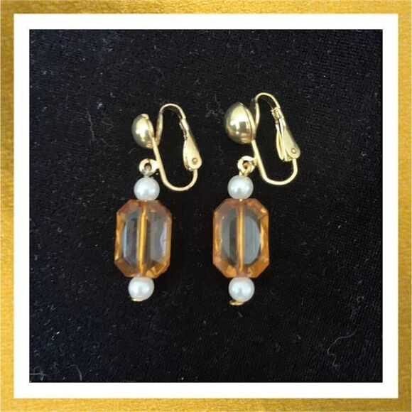 3/$20 Hand Crafted BEADED Dangle HANDMADE Crystal & Pearl CLIP ON EARRINGS - Picture 1 of 1